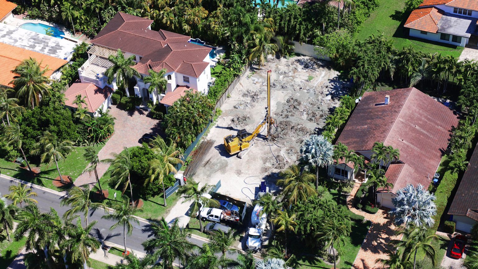 577 GOLDEN BEACH DR, GOLDEN BEACH Treo Construction