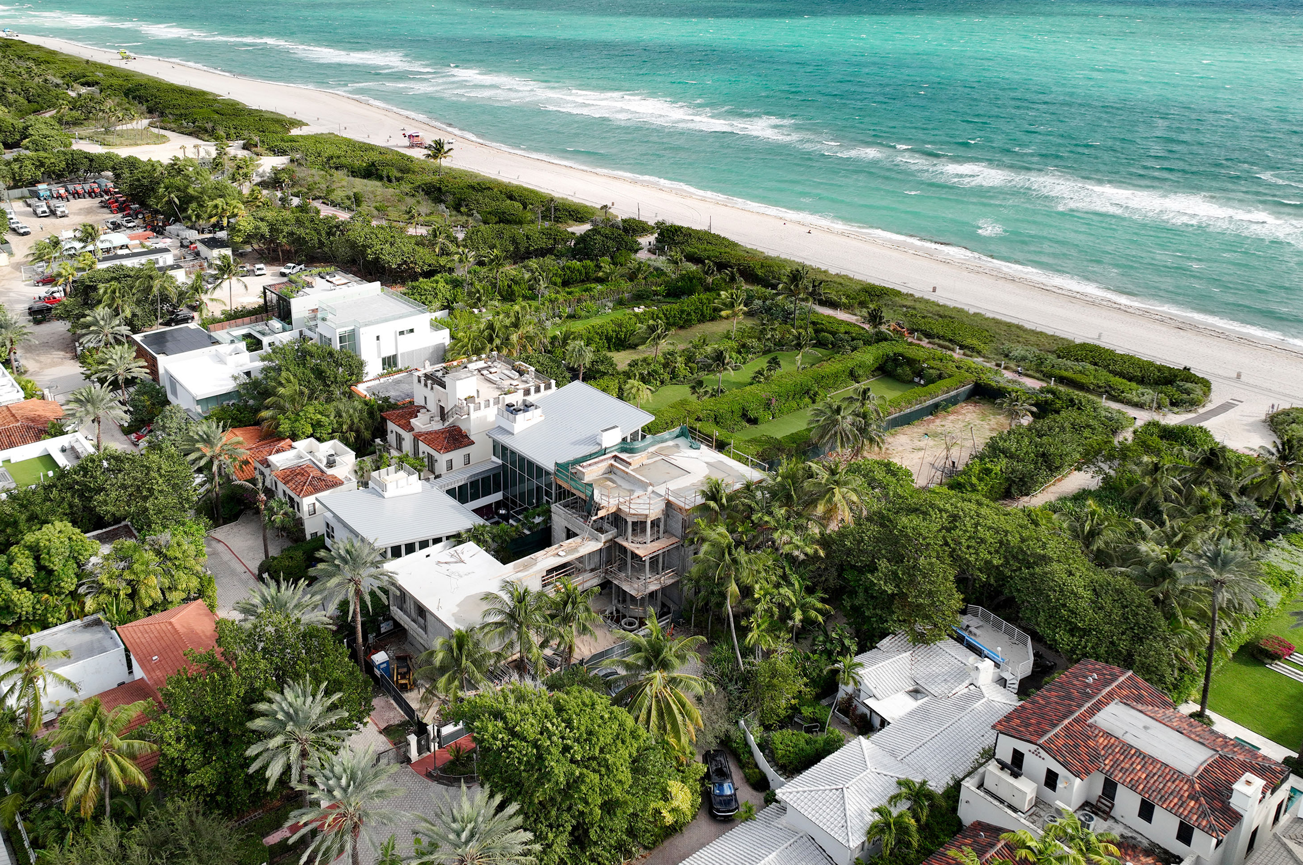 7801 Atlantic Way in Miami Beach